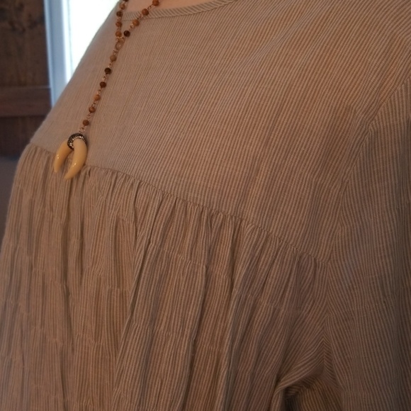 POL top - Picture 5 of 8